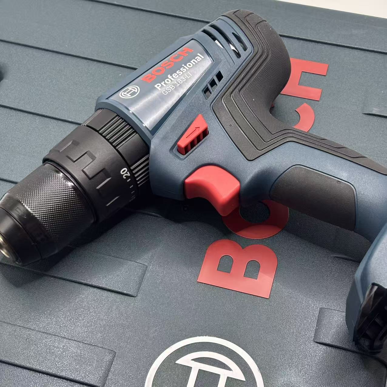 Bosch GSB 183-LI 18V Brushless - огляд і ціна Bosch Drill Gsb 18V